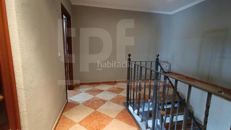 Foto edb0ab63-bb14-4d2b-9f28-8851dd3d11e6. Capannone industriale in Quart de Poblet