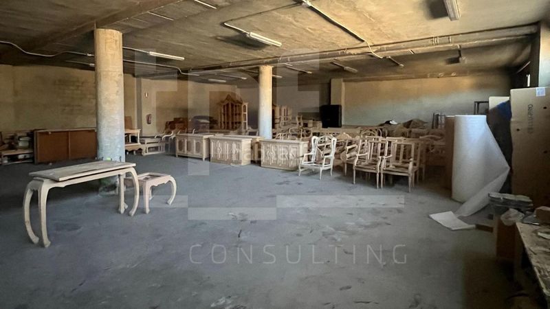 Foto bb3afe33-2496-4fc9-a263-f9689a6a7d23. Solar industrial a Quart de Poblet