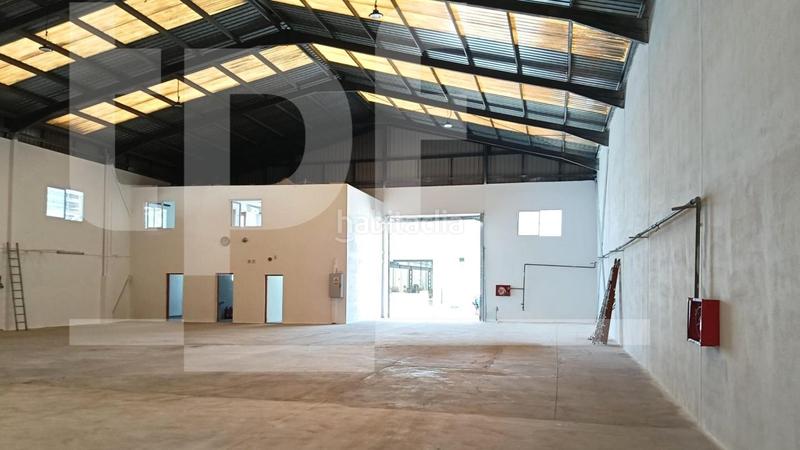 Foto 2217b578-05a9-499d-9bdd-431a5a9f92e0. Alquiler nave industrial  de 648 m en ribaroja en Riba - roja de Túria