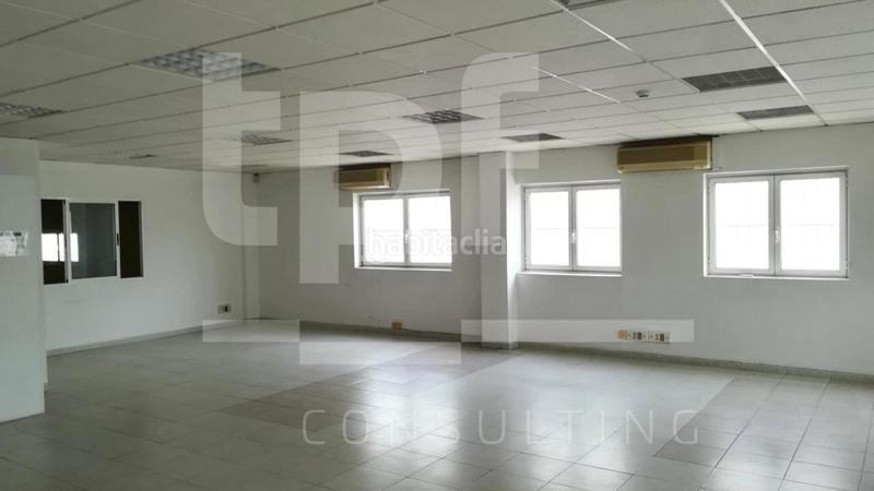 Foto 427ab641-dc48-45c0-ae0a-91ac6e1210a1. Miete fabrikhalle in Riba - roja de Túria