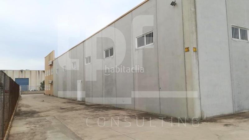 Foto 52cf47a2-b461-4f60-ac3e-d15fda7da3dc. Miete fabrikhalle in Riba - roja de Túria