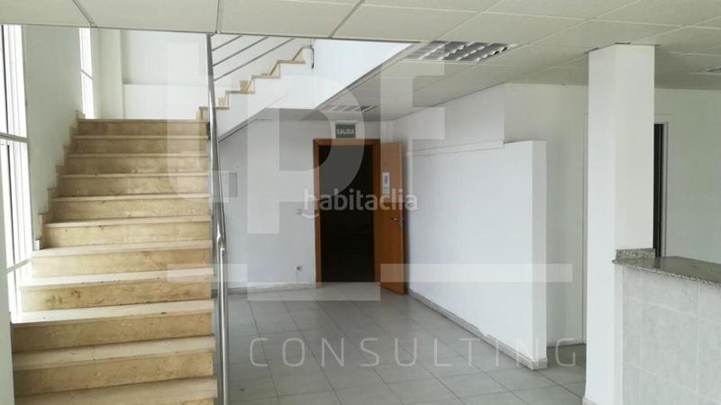 Foto 9d7abc12-f37f-4eba-86d6-de2d73f9981c. Miete fabrikhalle in Riba - roja de Túria