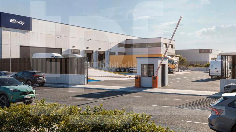 Foto 64fb282e-45cb-4f03-a344-24c342cc5040. Lloguer nau industrial a Silla