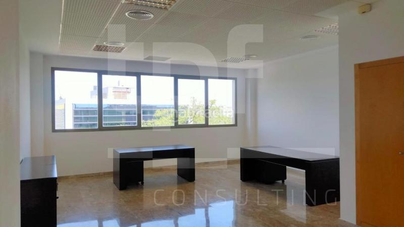 Foto 0800d862-aa27-4e06-9e5a-607808c0b434. Affitto ufficio in Parc Tecnològic Paterna