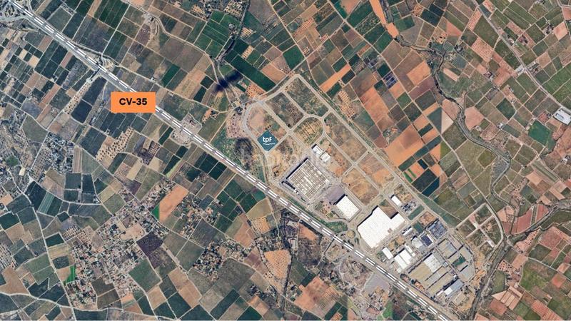 Foto 2807318d-6ca0-483b-a1c7-80716cb74486. Terreno residencial suelo industrial de 9.026 m valencia en Llíria