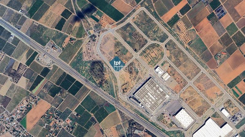 Foto 47bfd82c-19f2-45b7-b4d0-219a2d5ed214. Terreno residencial suelo industrial de 9.026 m valencia en Llíria