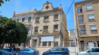 Lloguer Local Comercial  Camí nou. Edificio de 1080 m en benetusser valencia