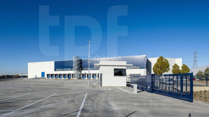 Foto a1a42824-b00c-4a2f-b938-b0ccbc9affc6. Affitto capannone industriale in Perales del Río Getafe