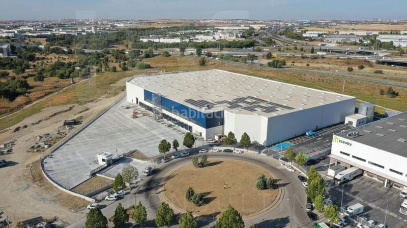 Foto b70636ad-c10d-4189-ba00-8f43210f2e45. Affitto capannone industriale in Perales del Río Getafe