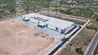 Rent Industrial building in Plaça poligono n-62.r 227. Valencia bétera park  módulo 1, 2 y 3
