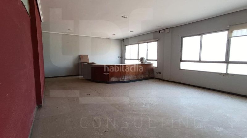 Foto 9a660762-c3cc-44ac-85f5-f9cd2ba9a386. Nau industrial a Centro Chiva
