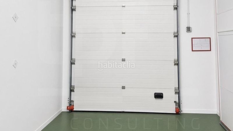 Foto 4835aa71-7f3d-4032-9dcd-cf9e4ad61788. Rent industrial building in Antiga Moreira Sagunt