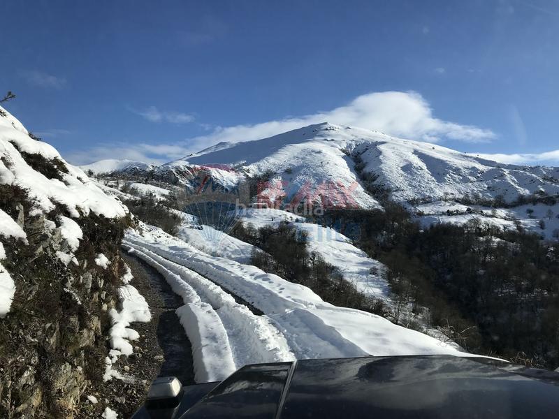 Foto 277948c0-565a-4d74-90ee-a2903b20d7a6. Haus mit pool in Piloña