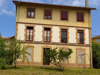 Wohngrundstück in Carreño