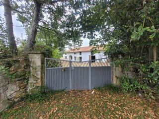 Casa in Quintes - Arroes. Oportunidad