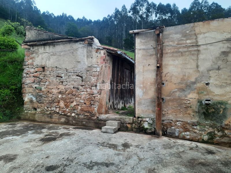 Foto b107bedb-afb4-491f-abf7-f933fb3d0a39. Casa amb aparcament piscina a Caldones Gijón