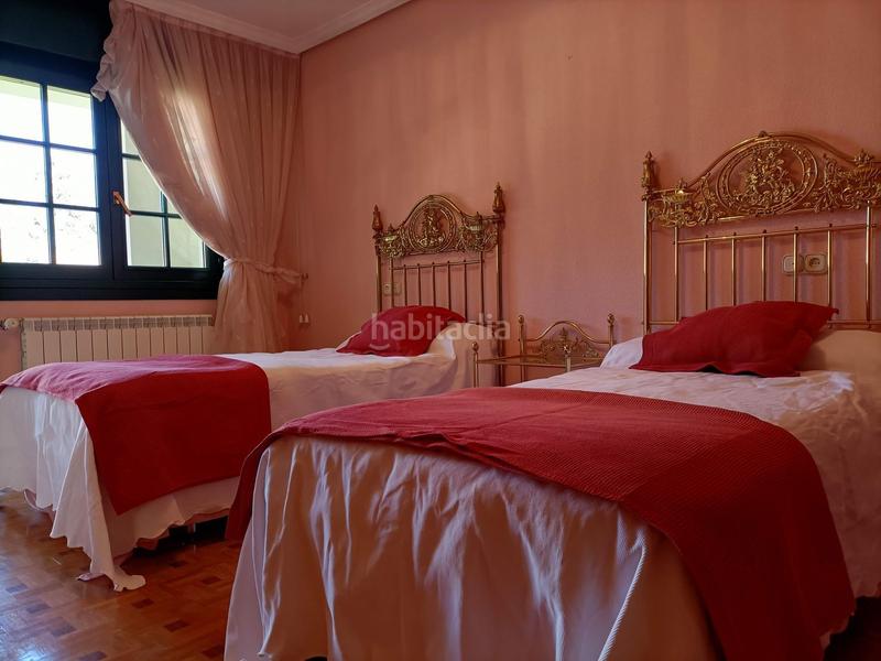 Foto 29449ae9-176b-469f-aec7-b3cab6631a31. Casa dos chalets unidos en contruccion en Llanera