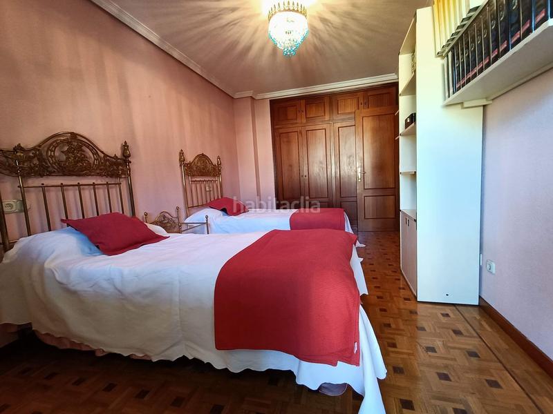 Foto 2a8bb277-e650-430a-a258-89cc3962df94. Casa dos chalets unidos en contruccion en Llanera