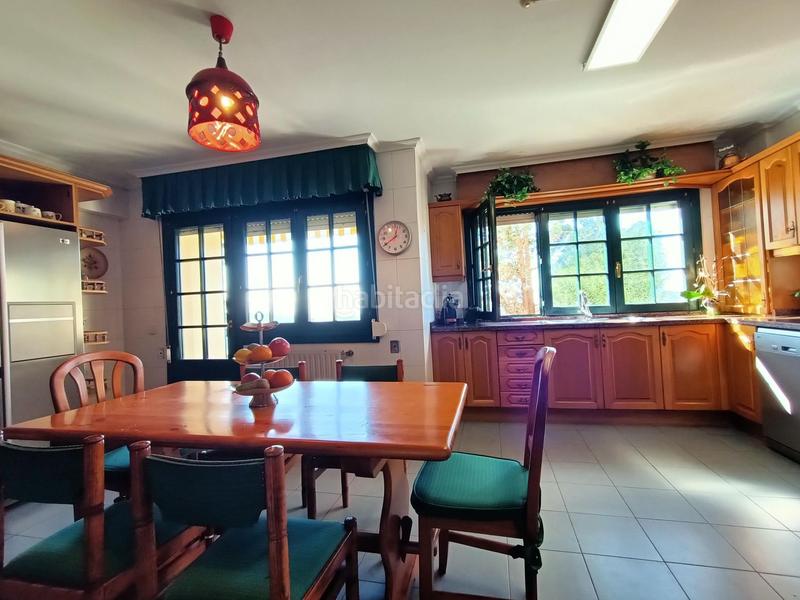 Foto 2b09bbec-5f14-4788-b519-4c7fdaf47d15. Casa dos chalets unidos en contruccion en Llanera