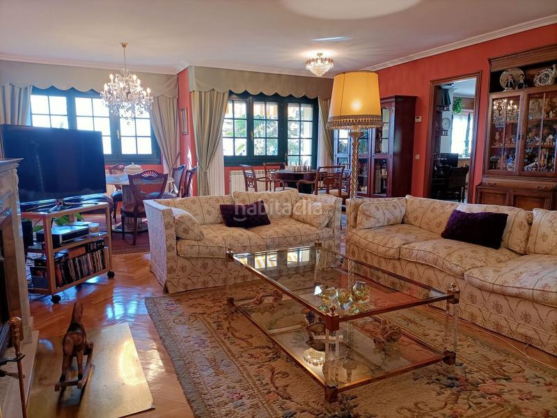 Foto 4e96f1d0-7663-448e-9eb8-f200de7edc9c. Casa dos chalets unidos en contruccion en Llanera