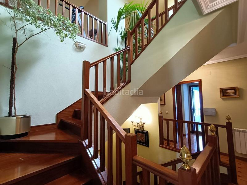 Foto 6b300bab-5bb9-4c08-8216-3c2cbc6e2f58. Casa dos chalets unidos en contruccion en Llanera