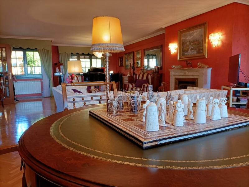 Foto 87ad8d8e-37c5-4838-9578-3221219dc6e1. Casa dos chalets unidos en contruccion en Llanera