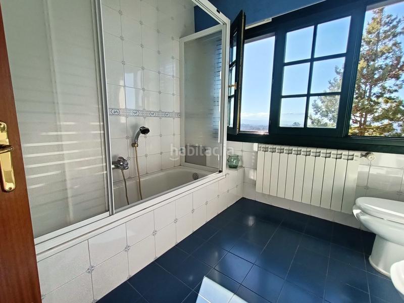 Foto 87b3855d-d569-4d1c-ba6f-31f41e69cd2f. Casa dos chalets unidos en contruccion en Llanera