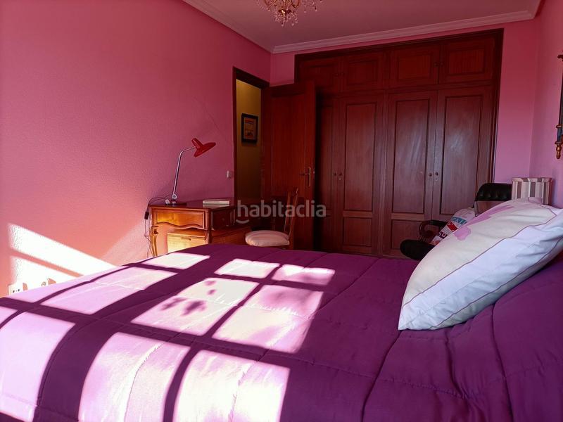 Foto a8669a9c-d4dc-46d3-96b8-9d3523ad52fe. Casa dos chalets unidos en contruccion en Llanera