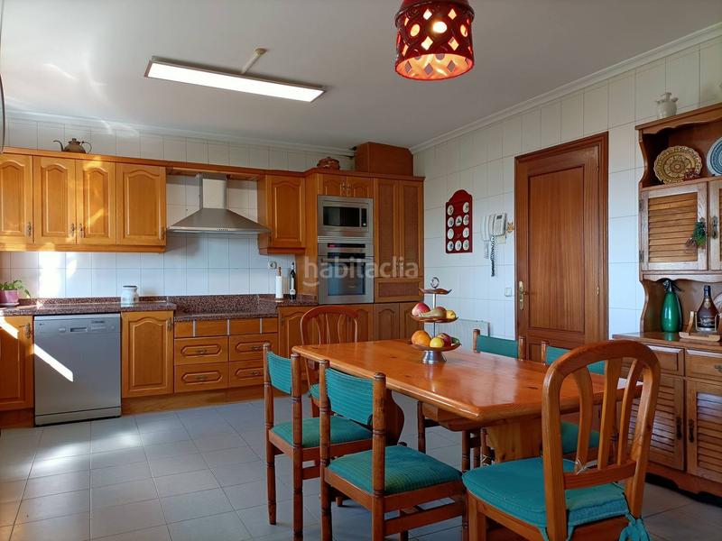 Foto b05ebd70-c5b5-4ec0-a07f-0fd7cb571d6f. Casa dos chalets unidos en contruccion en Llanera