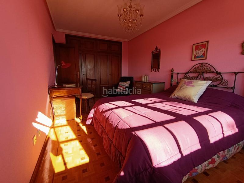 Foto cb2af035-ad61-459b-bd62-bfe348b6165a. Casa dos chalets unidos en contruccion en Llanera