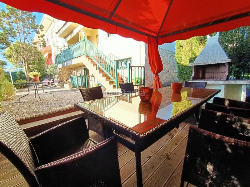 Foto eda5af7c-16ec-4922-9631-0fb674b5548e. Casa dos chalets unidos en contruccion en Llanera