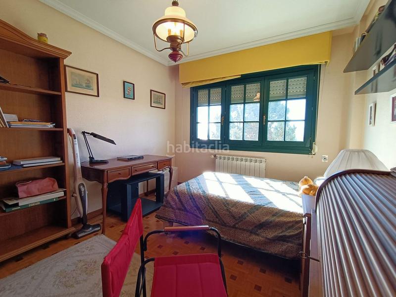 Foto f8b32c53-a8a8-4bb0-a077-5e76f13b7ff9. Casa dos chalets unidos en contruccion en Llanera