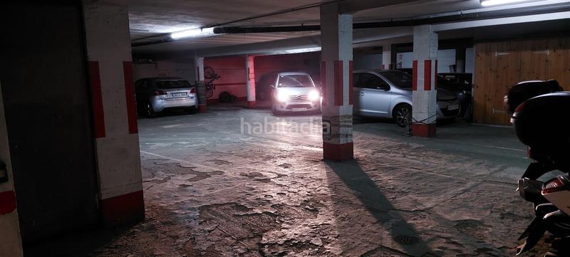 Foto 8a9ce857-7f4a-41e1-b512-6c2d88b02074. Autoparkplatz in El Natahoyo Gijón