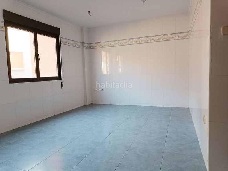 Foto 4e35d469-876b-4727-8f9b-949bd660ba74. Casa amb calefacció aparcament piscina a Lena