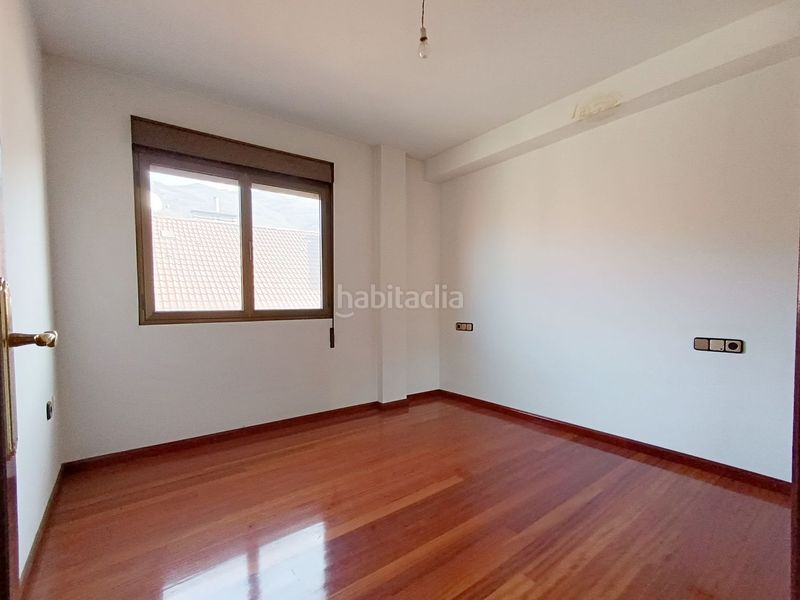 Foto bf3cf465-647b-47e0-ad0e-82362058e1cf. Casa amb calefacció aparcament piscina a Lena