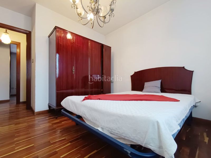 Foto ea0f0a98-d960-43c9-be0a-166dd10613f8. Casa amb calefacció aparcament piscina a Lena