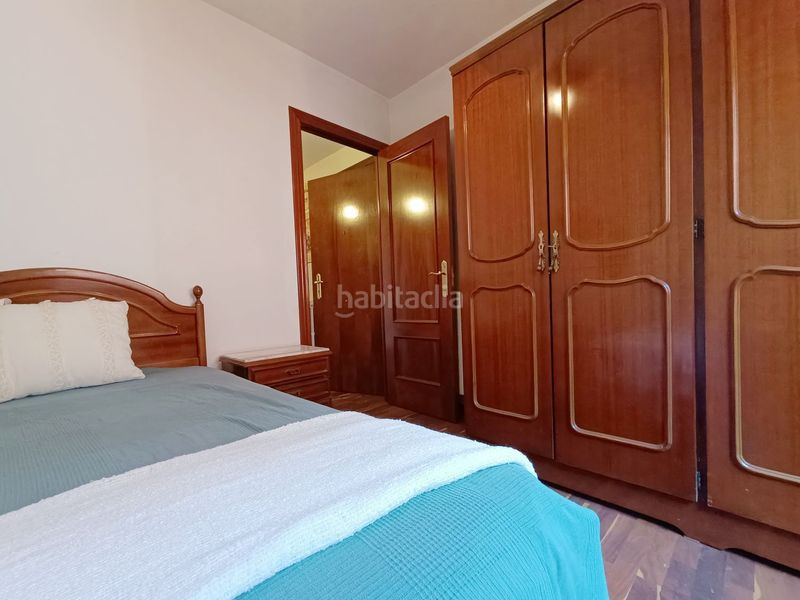 Foto ff0fe8f1-578a-4d42-82f1-236fd1172ac8. Casa amb calefacció aparcament piscina a Lena