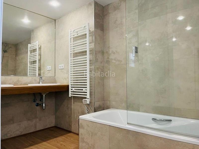 Foto 27599da1-d0c9-40c8-8fc8-2c32d1a75432. Pis amb calefacció piscina a Palacio Madrid