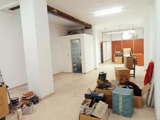 Lloguer Local Comercial a Calle cienfuegos 40