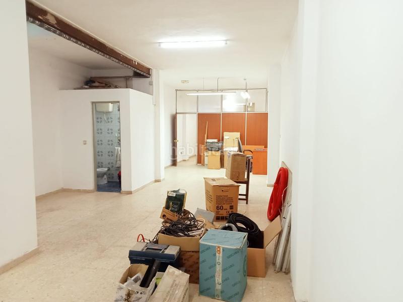 Foto c9f05e29-4bcd-40db-b756-8e2de45fda15. Rent business premise in Ceares Gijón