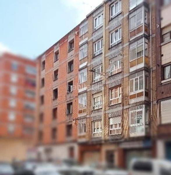 Foto a85c07d5-bd49-412d-b0e3-8e891bf98816. Lloguer local comercial a Ceares Gijón