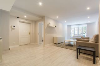 Miete Etagenwohnung  N/a