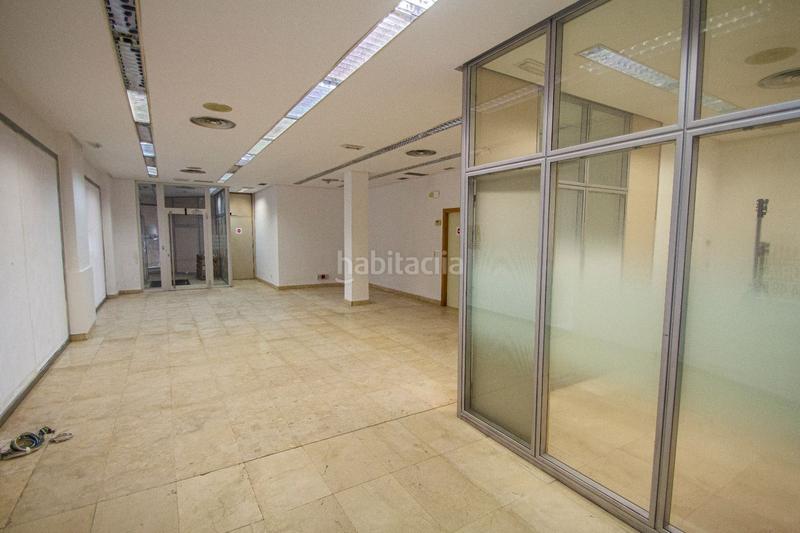 Foto 40d5e5ba-ff6c-4468-a7ad-ceda056b6b77. Rent business premise in El Natahoyo Gijón