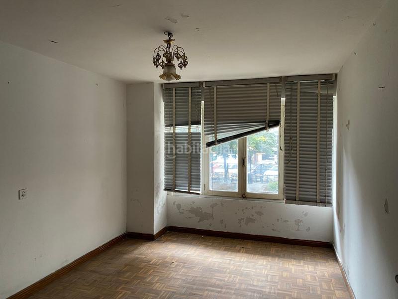 Foto 288af2df-c918-4992-bfb6-171f0041cd82. Lloguer local comercial a La Arena Gijón