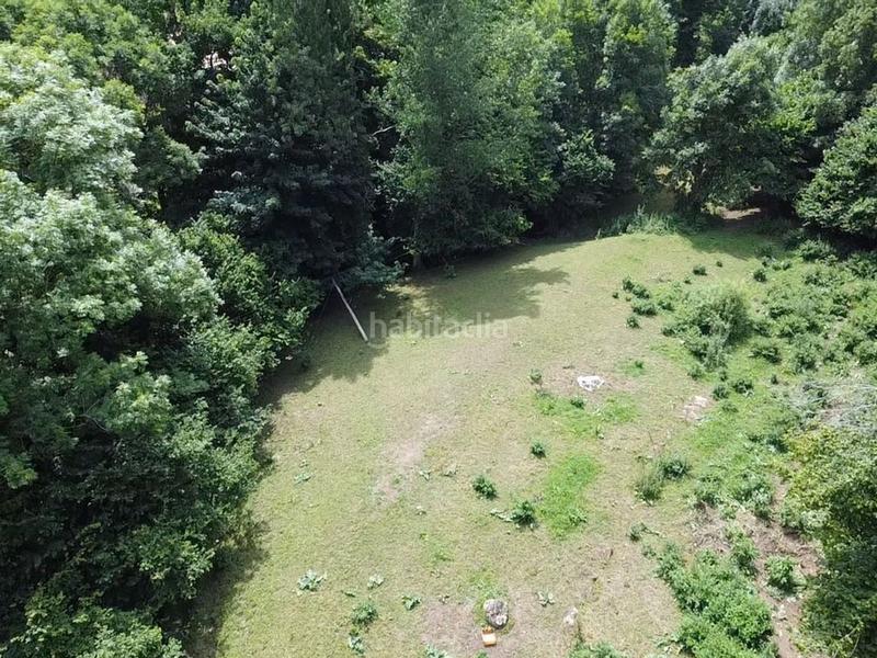 Foto 499c22b7-1150-4aa9-8b47-6149e7ba7f32. Terreno residencial finca en pola en Somiedo