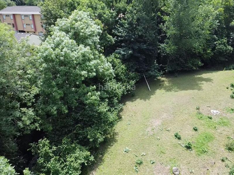 Foto 9bd7bf88-450d-488b-8b73-7be8f6b243ae. Terreno residencial finca en pola en Somiedo