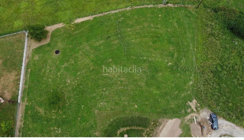 Foto 9ea8210c-a43f-4ddc-ac47-35f1a188bf67. Terreno residencial en la pola Siero Siero