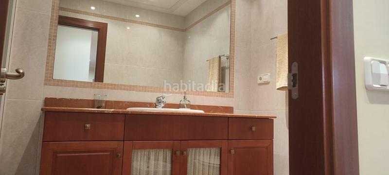 Foto 92b0d7c9-488e-4975-85ab-c04391892d2e. Rent flat with heating pool in Centro Gijón