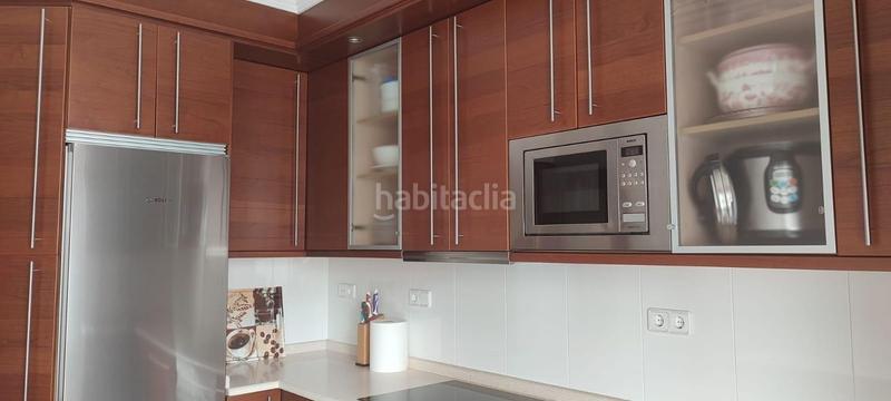 Foto d1c371fd-8a66-402a-b4da-bfae89bca396. Alquiler piso en Centro Gijón