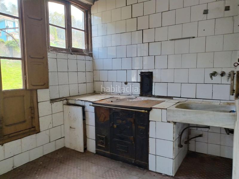 Foto 1114c9c2-3070-4a8f-b46c-c81d6e913fb7. Casa amb piscina a Salas